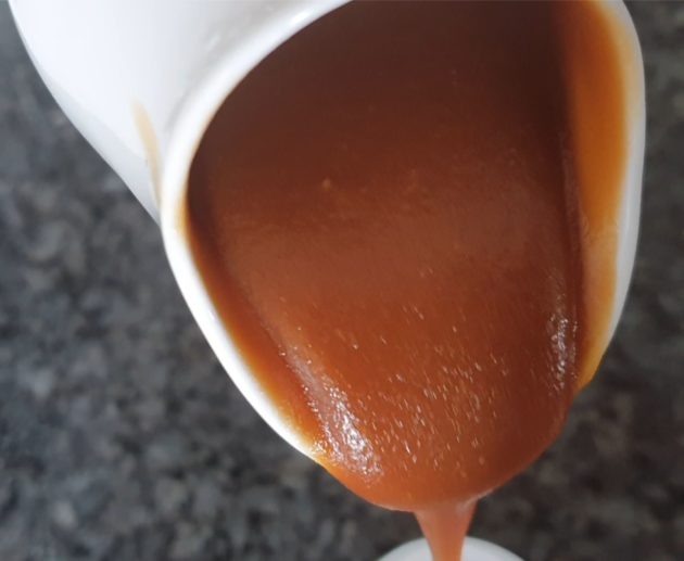 Homemade salted caramel sauce recipe