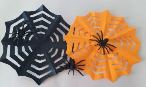 Spider web Halloween how to cut origami art