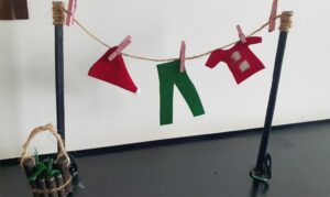 Magic elf door nissedør -fun for kids in december christmas elf clothes