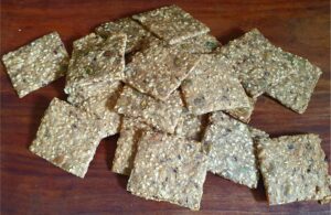 Gluten Free Vegan crackers. Easy Recipe.