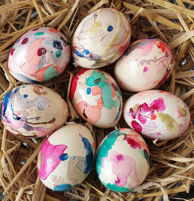 Marbled Easter Eggs for kids