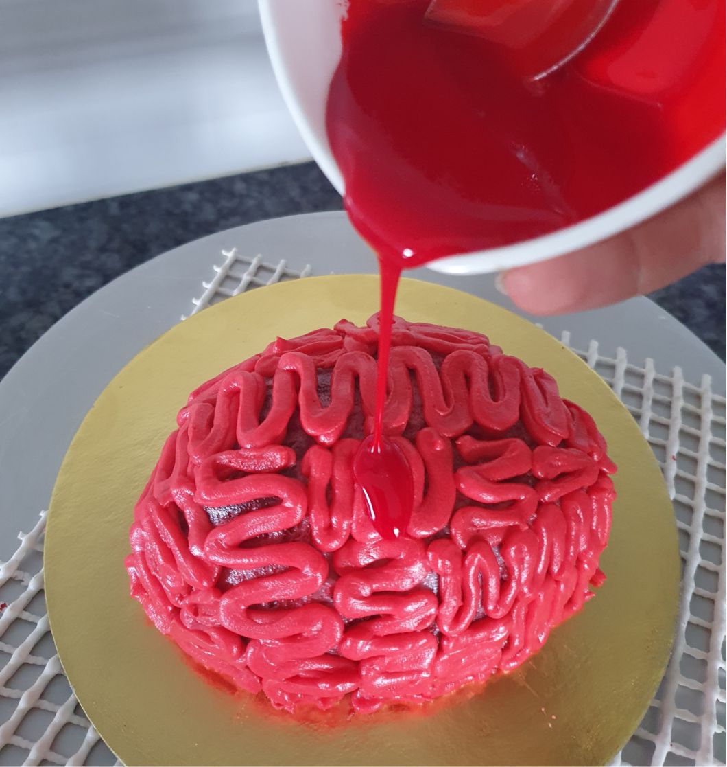 How to make a Halloween Brain Cake6