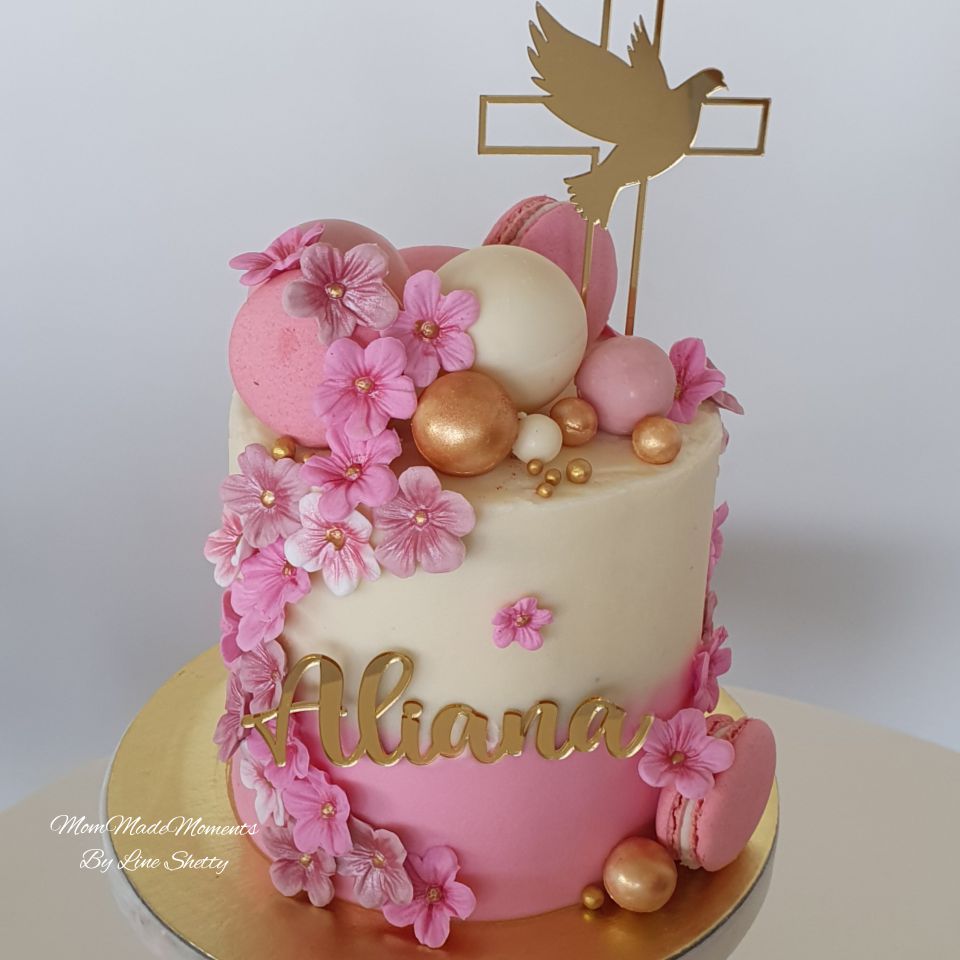 Order customized cakes in Goa