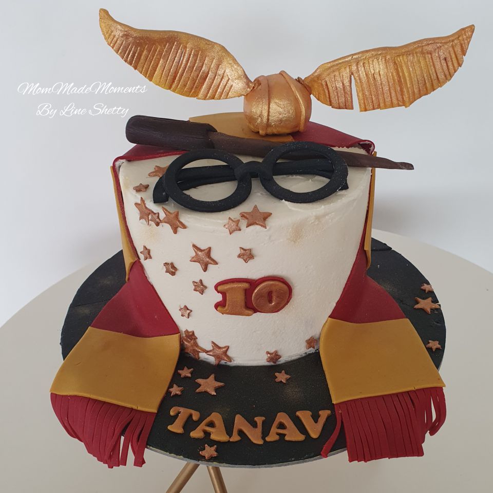 Order customized cakes in Goa